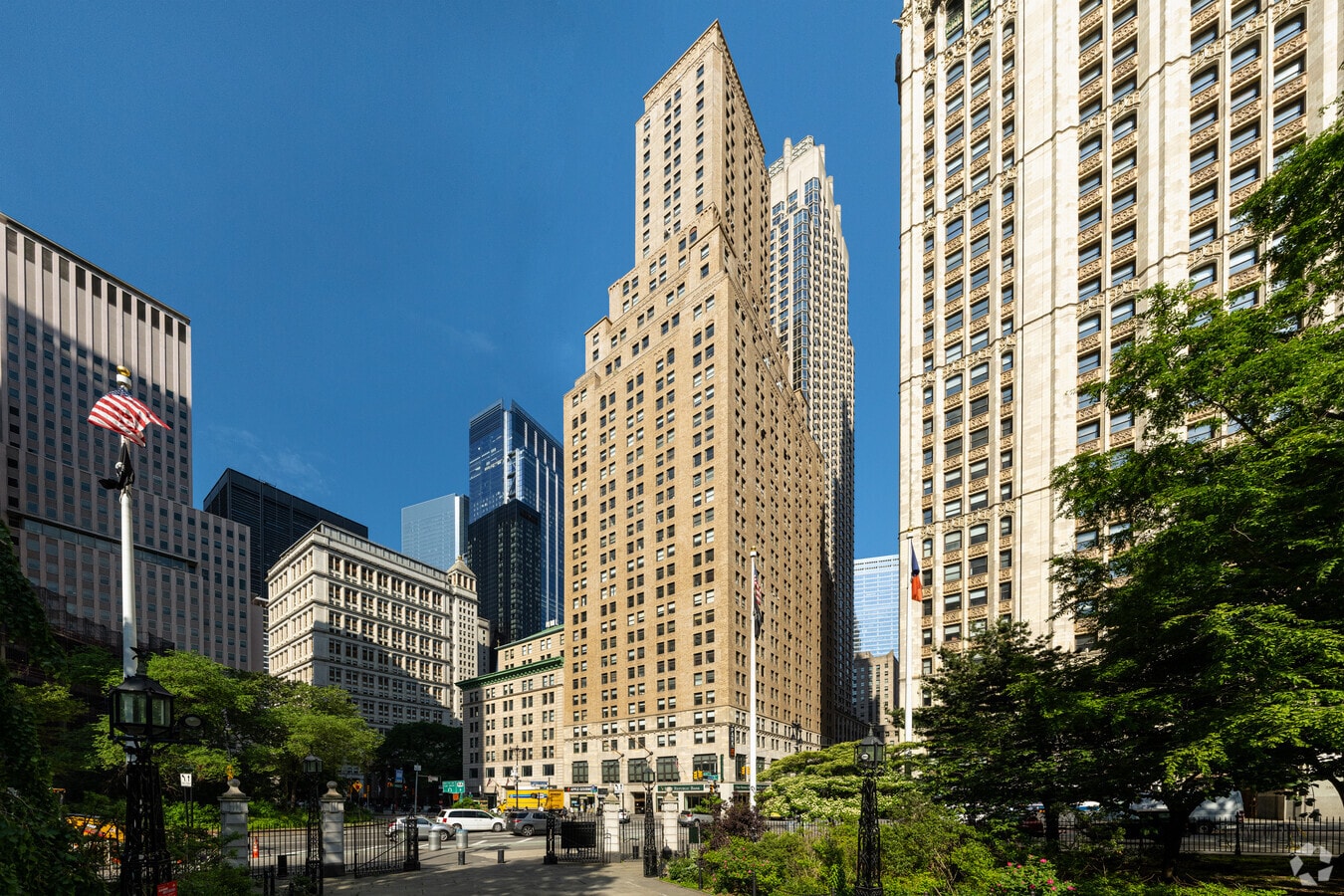 225 Broadway, New York, NY 10007 Retail for Lease