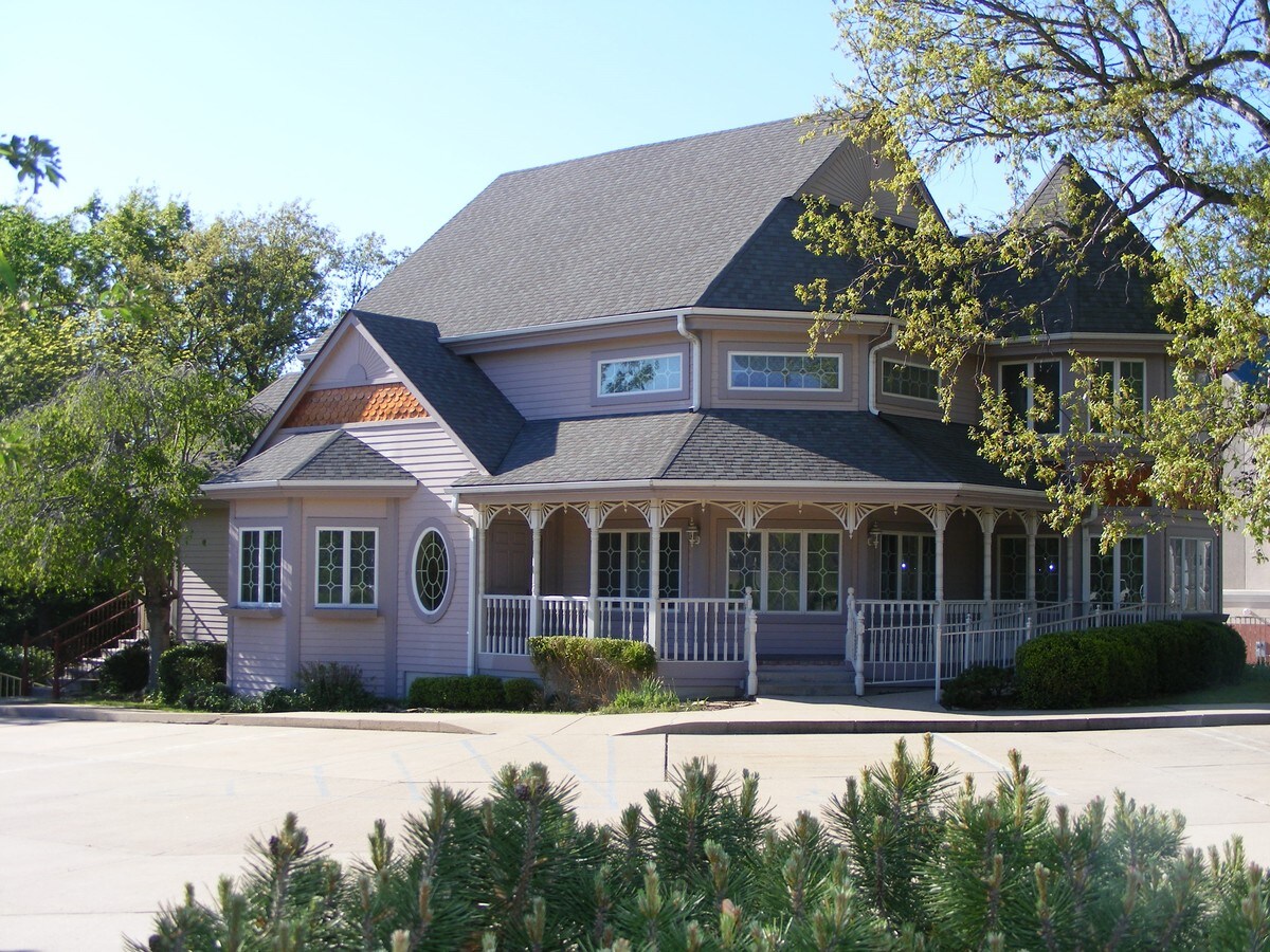 811 Keene St, Columbia, MO 65201