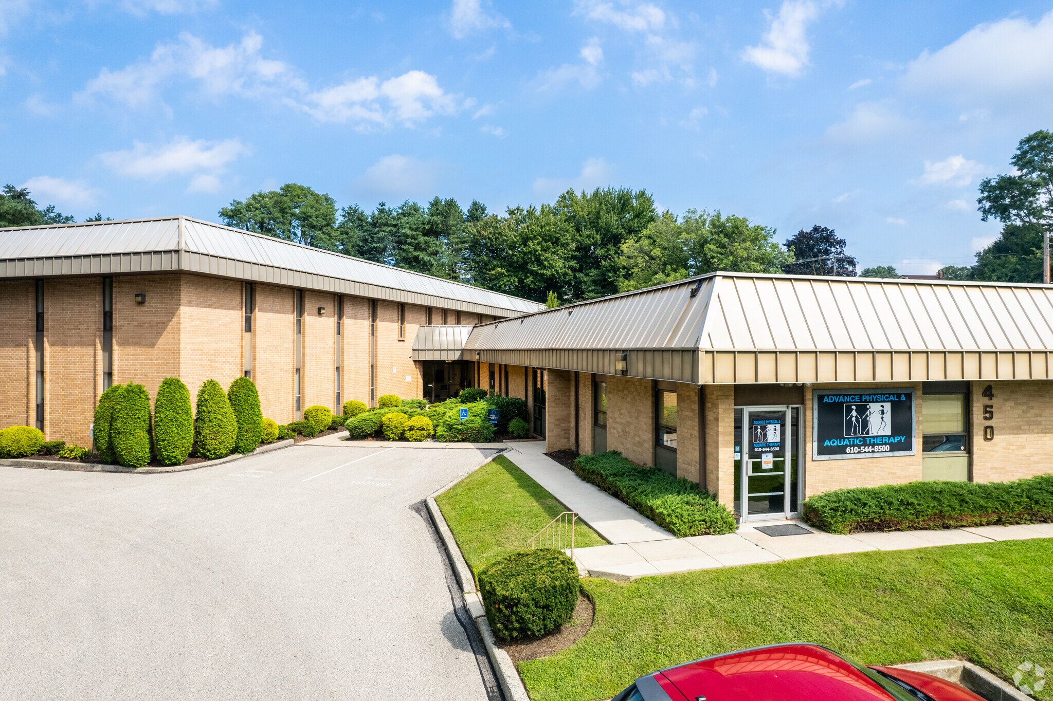 450 Park Way, Broomall, PA for lease Building Photo- Image 1 of 6