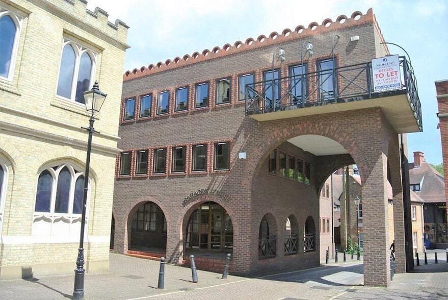 Swan St, Isleworth for lease - Building Photo - Image 2 of 16