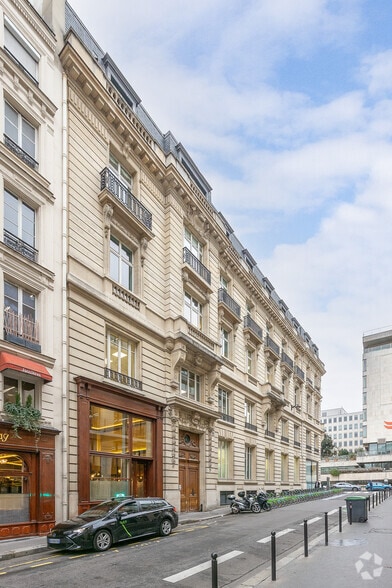 26 Rue Laffitte, Paris for lease - Building Photo - Image 2 of 3