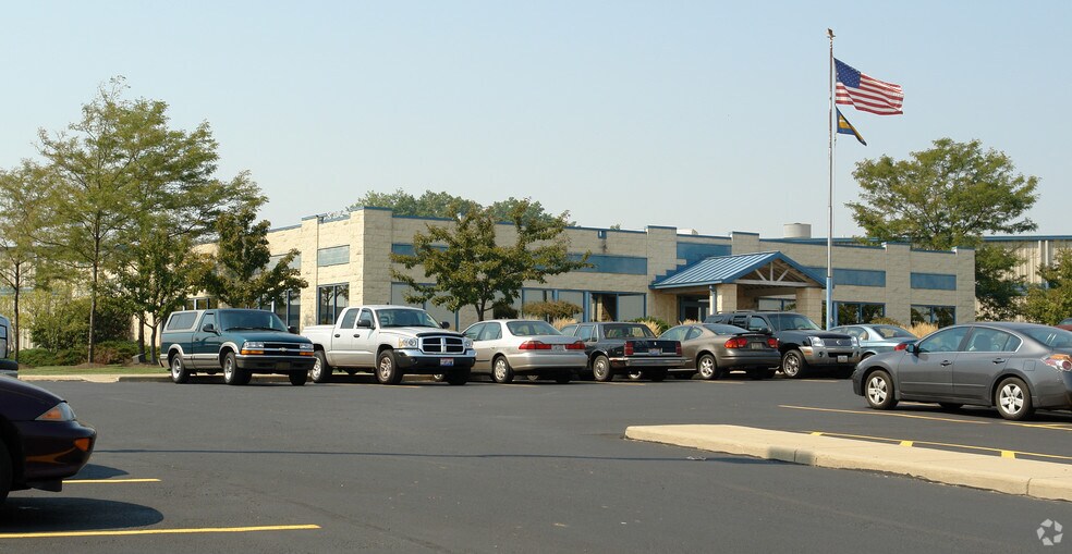 2701 Intertech Dr, Youngstown, OH for sale - Primary Photo - Image 1 of 1