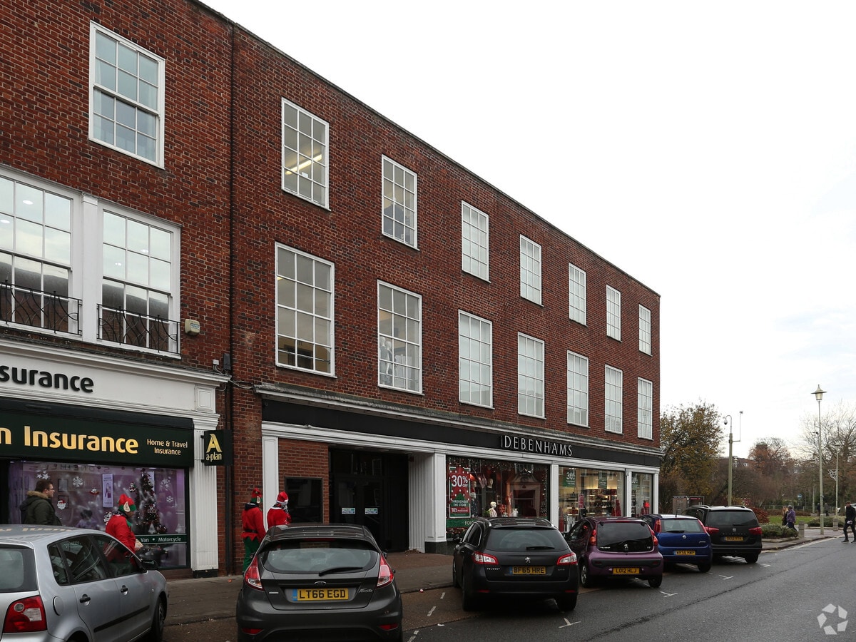 26 Stonehills, Welwyn Garden City, HRT AL8 6NA