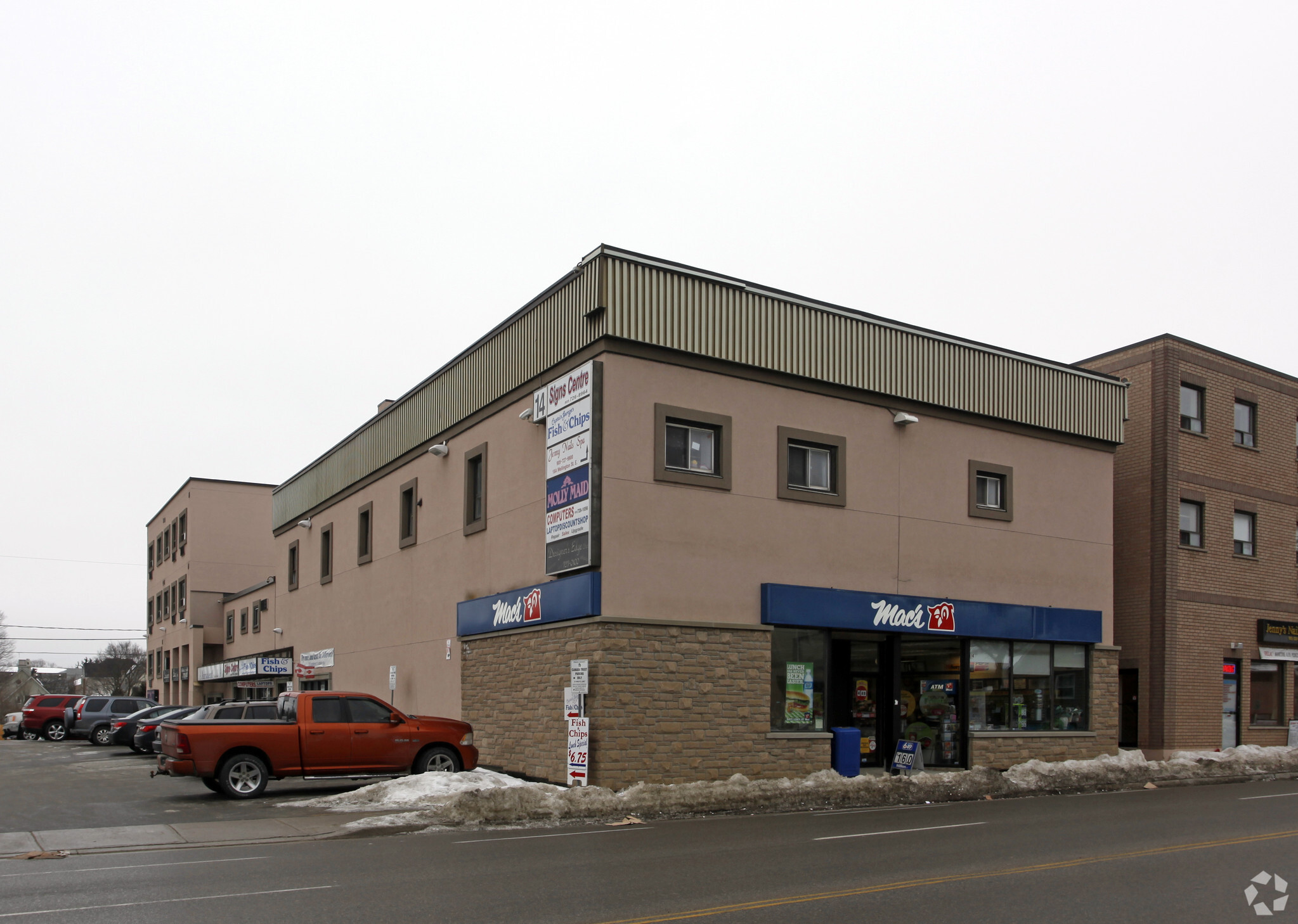 14 Wellington St E, Aurora, ON for lease Primary Photo- Image 1 of 5