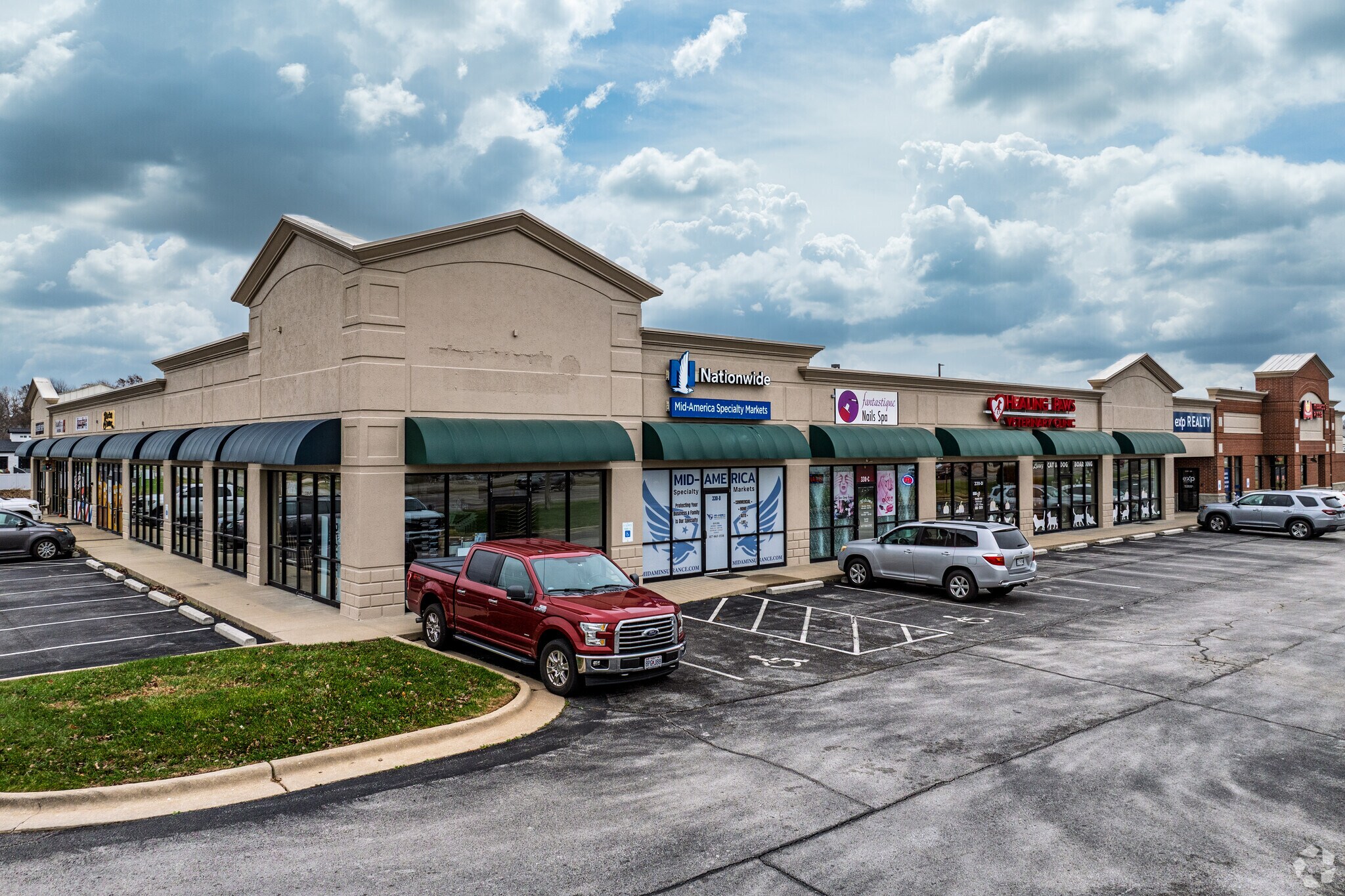 324-330 W Farm Rd 182, Springfield, MO for sale Primary Photo- Image 1 of 1