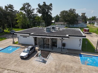 More details for 817 Mckinley St, Westlake, LA - Office for Sale