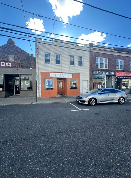 190 W Englewood Ave, Teaneck, NJ for sale - Building Photo - Image 1 of 1