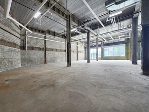 435 Westchester Ave, Bronx, NY for lease Interior Photo- Image 2 of 7