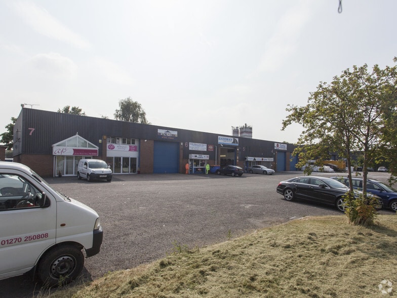 Gateway, Crewe for lease - Building Photo - Image 2 of 9
