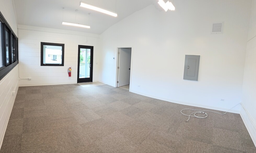 2958 East Manoa Rd, Honolulu, HI for lease - Building Photo - Image 3 of 6