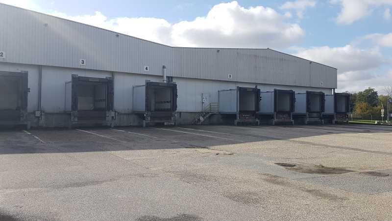 Office in Langon for lease Building Photo- Image 1 of 14