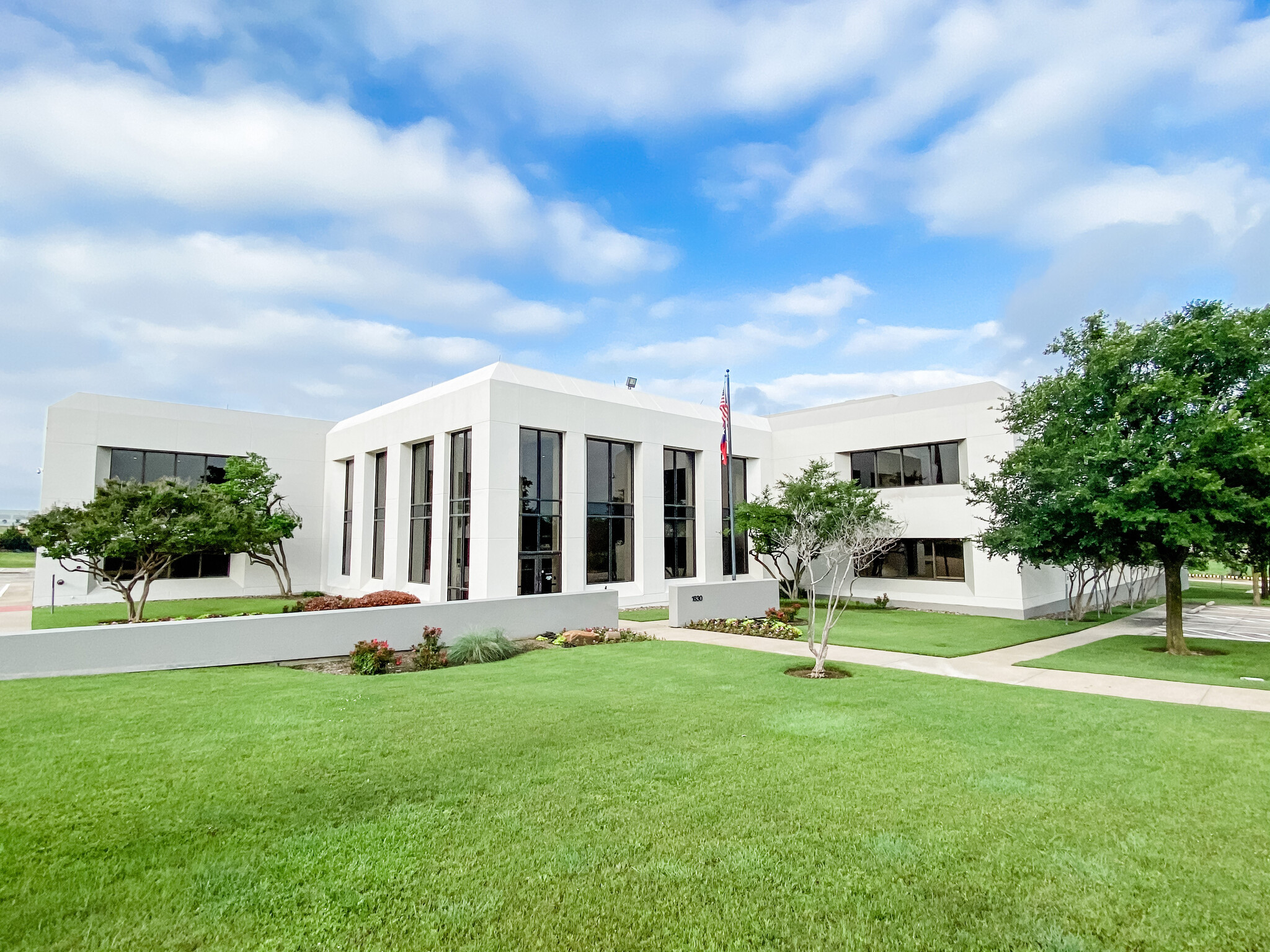 1630 Corporate Ct, Irving, TX for sale Primary Photo- Image 1 of 1