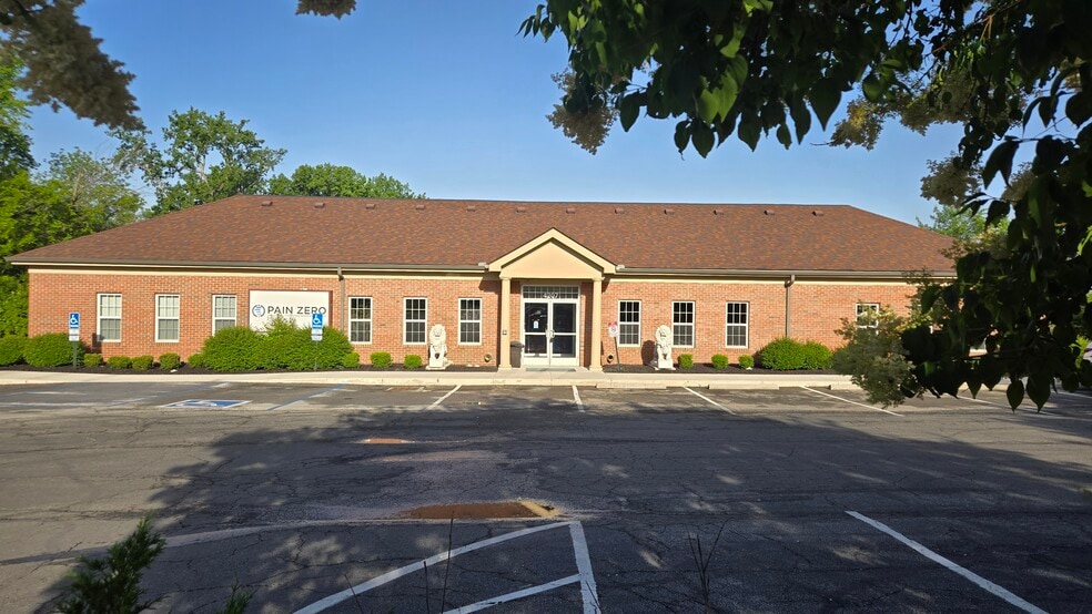 4207 Gantz Rd, Grove City, OH for lease - Building Photo - Image 2 of 8