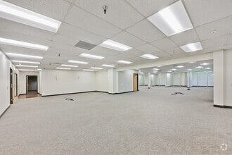 225 W Hospitality Ln, San Bernardino, CA for lease Interior Photo- Image 2 of 6