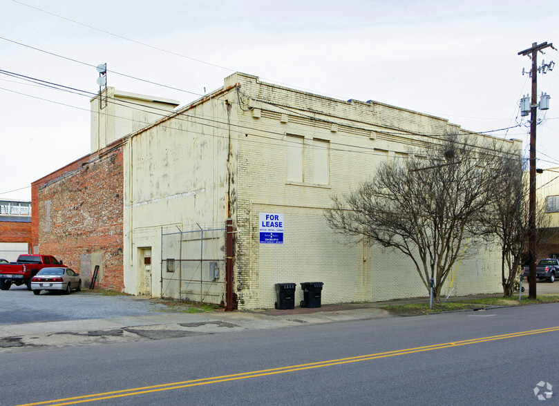 215 N Perry St, Montgomery, AL for sale - Primary Photo - Image 1 of 1