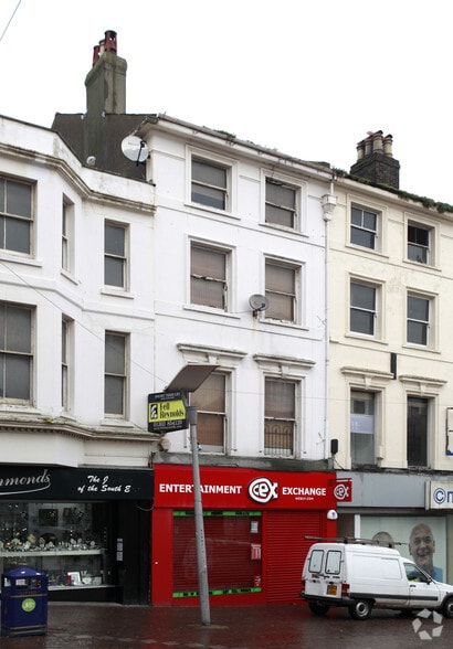 32 Sandgate Rd, Folkestone for sale - Building Photo - Image 2 of 3