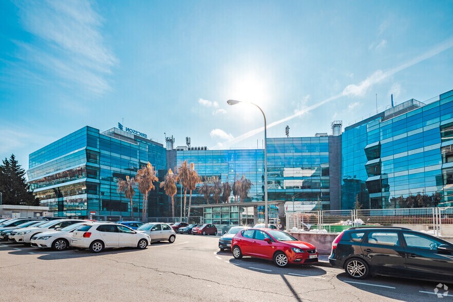 Calle Vía de los Poblados, 13, Madrid, Madrid for lease - Building Photo - Image 3 of 6