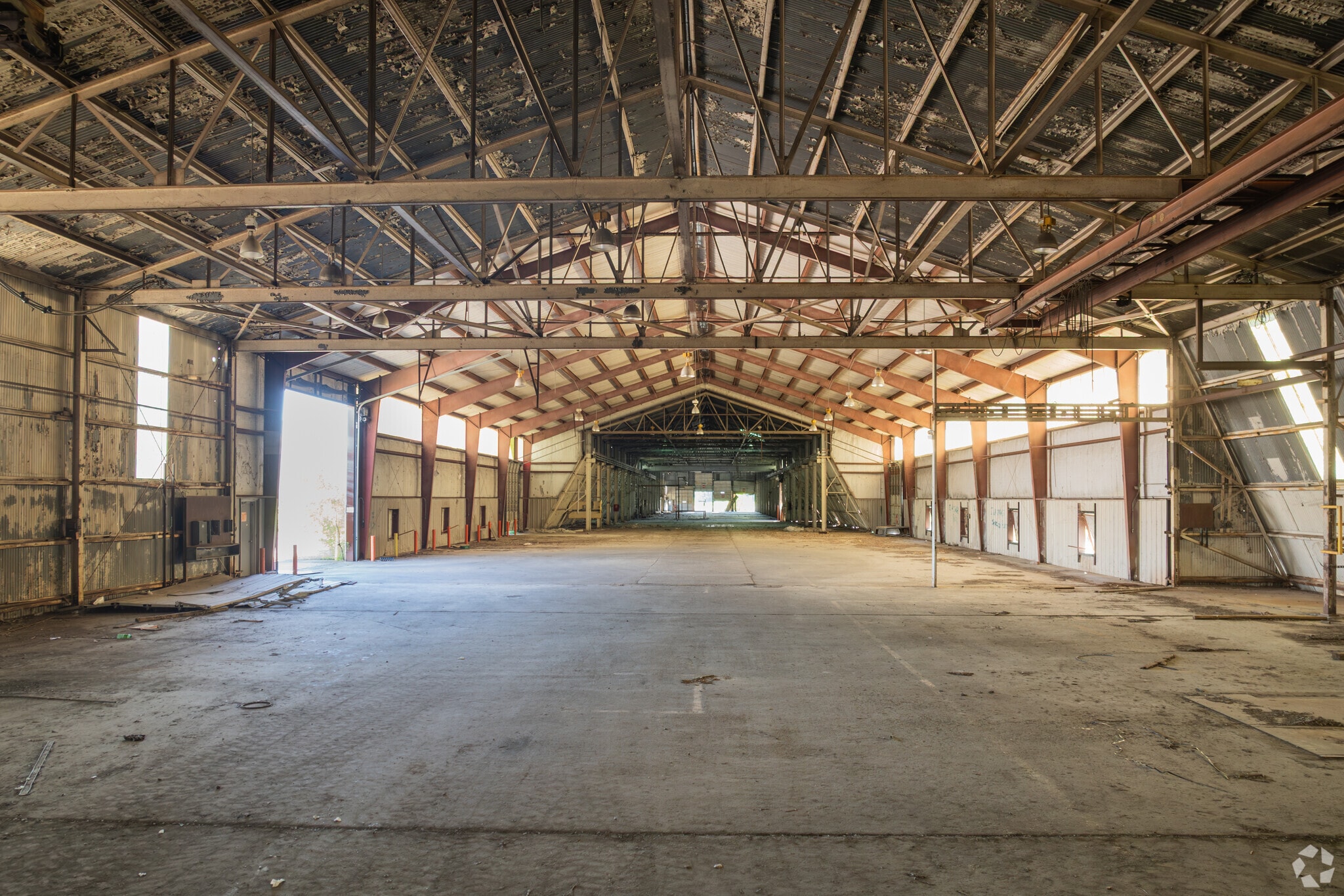 1001 Rainer Rd, West Memphis, AR for lease Interior Photo- Image 1 of 4