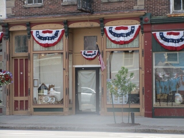 7 W Main St, Waterloo Town, NY for sale - Primary Photo - Image 1 of 1