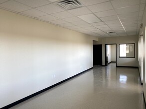 6201 W Murphy St, Odessa, TX for lease Lobby- Image 2 of 6