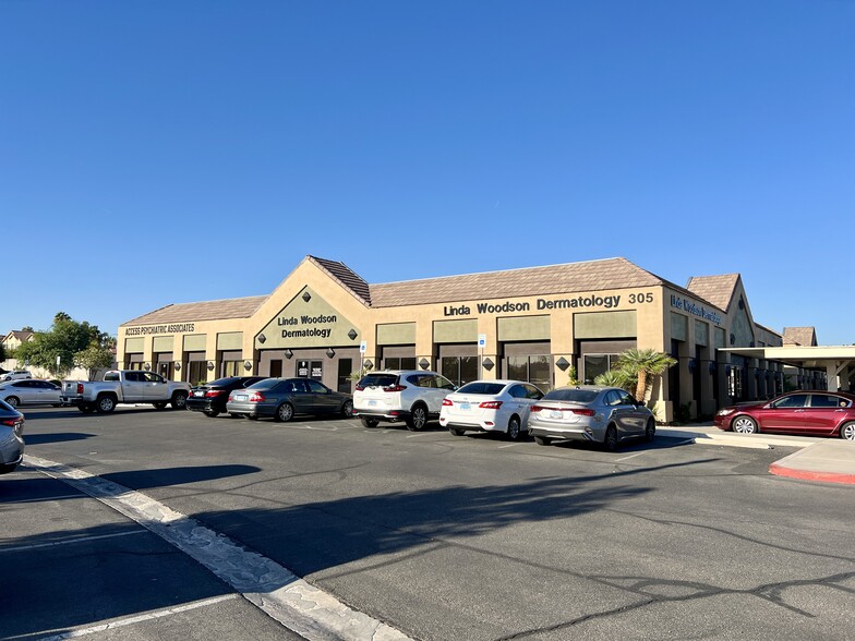 305 N Pecos Rd, Henderson, NV for lease - Building Photo - Image 1 of 10