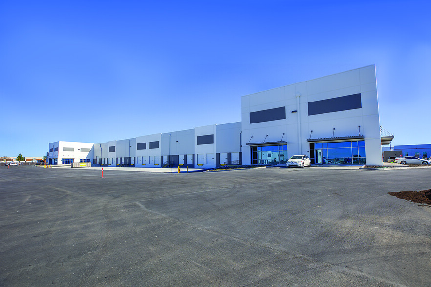 1619 Boeing, Stockton, CA for lease - Building Photo - Image 2 of 6