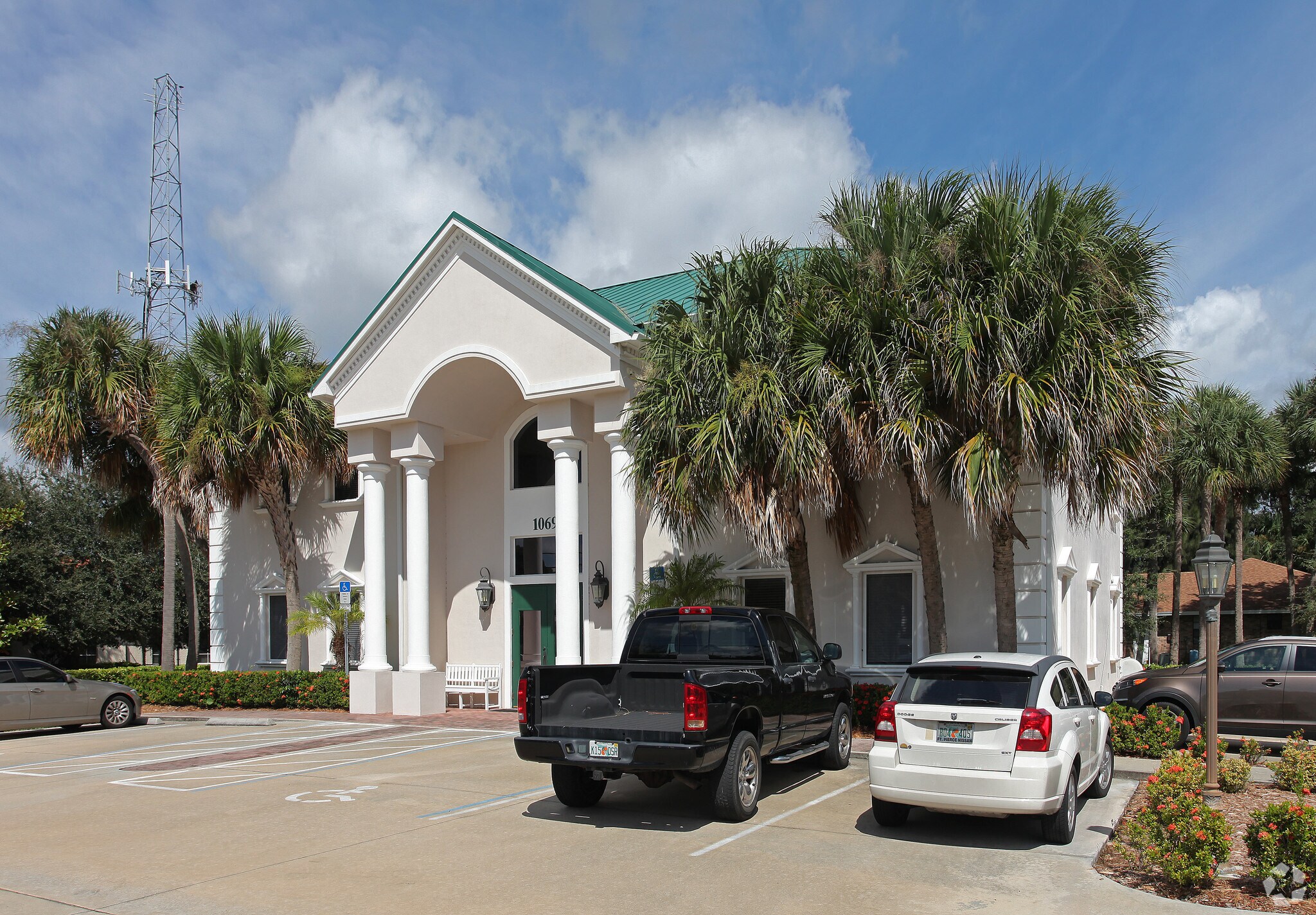 1069 Main St, Sebastian, FL for sale Primary Photo- Image 1 of 1