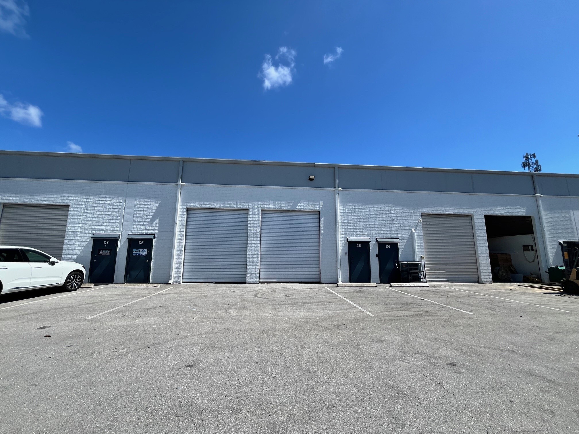 1533-1717 SW 1st Way, Deerfield Beach, FL for lease Building Photo- Image 1 of 3