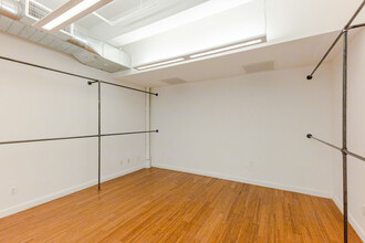 525 Seventh Ave, New York, NY for lease Interior Photo- Image 2 of 4