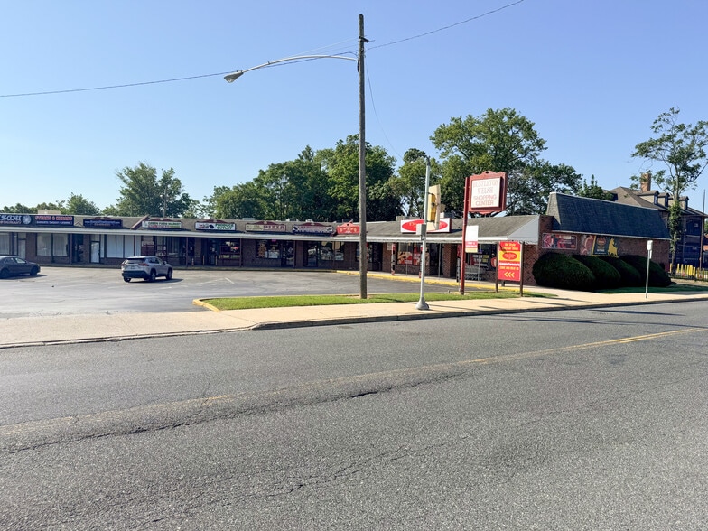 9233 Old Bustleton Ave, Philadelphia, PA for sale - Building Photo - Image 2 of 5