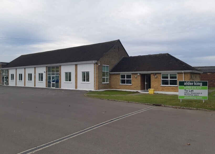 Kemble Enterprise Park, Kemble for sale - Primary Photo - Image 1 of 1