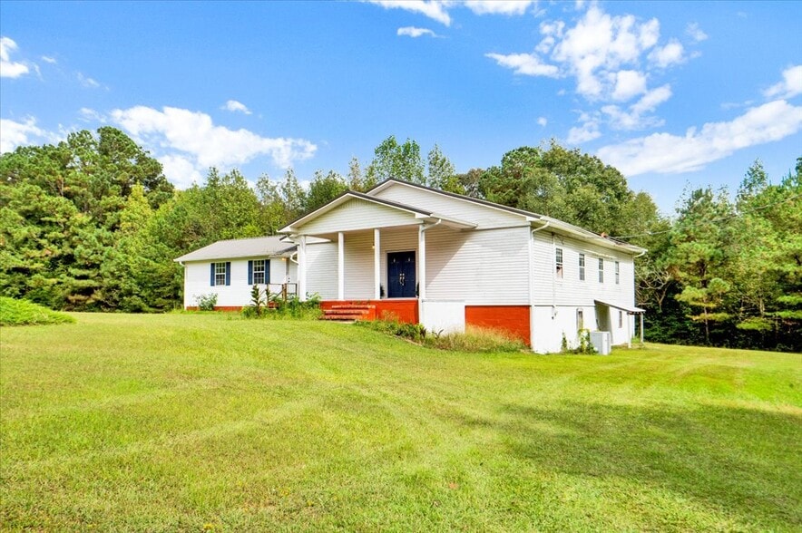 220 Burgett rd, Susan Moore, AL for sale - Building Photo - Image 2 of 6