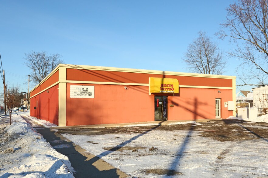 715717 Division St, Adrian, MI 49221