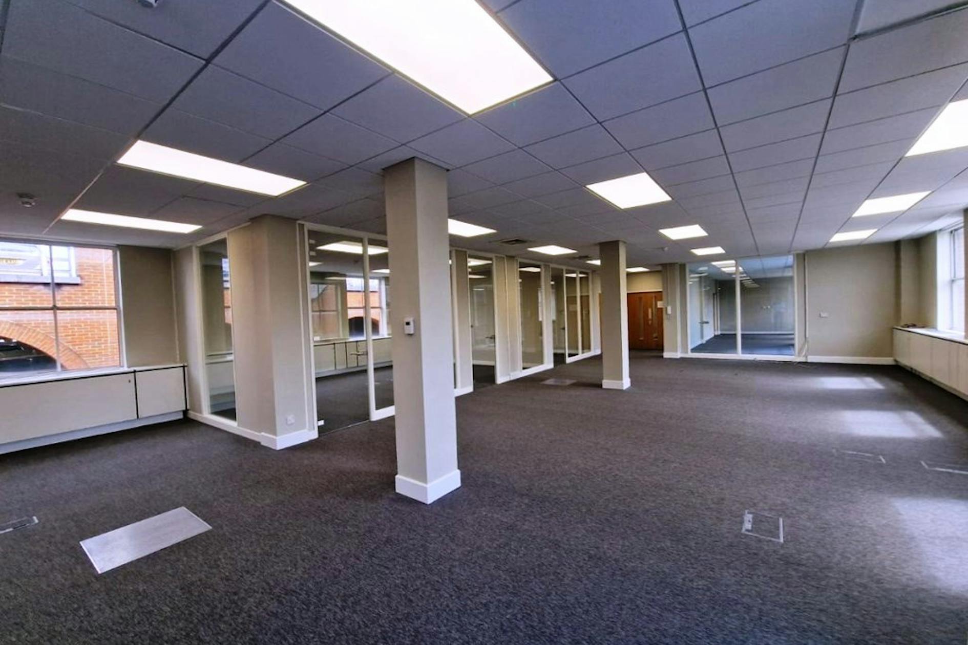 1 London Rd, Basingstoke for lease Interior Photo- Image 1 of 4