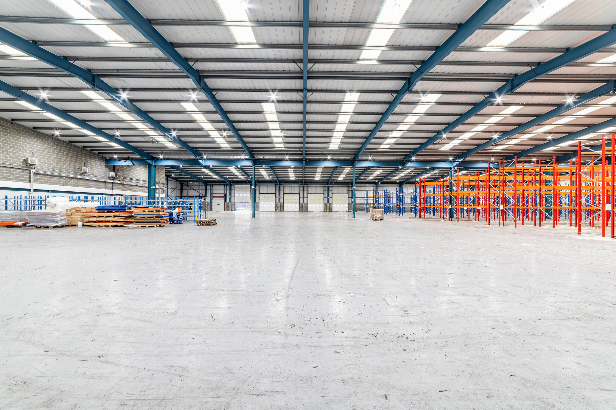 Ravens Way, Northampton for lease Interior Photo- Image 1 of 2