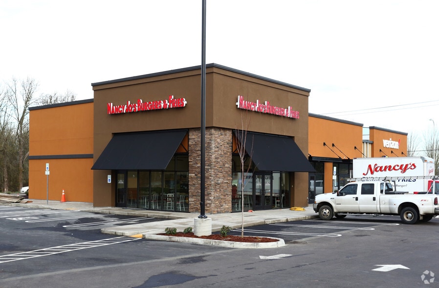 105 N Arney Rd, Woodburn, OR for sale - Building Photo - Image 2 of 9