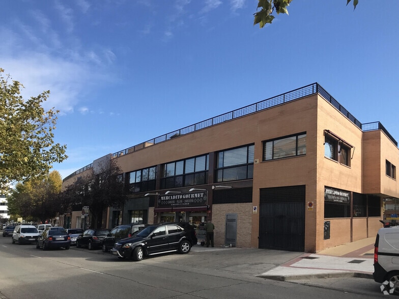 Office in Getafe, Madrid for lease - Primary Photo - Image 1 of 2