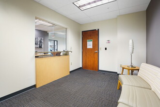 585 S Front St, Columbus, OH for lease Interior Photo- Image 2 of 13