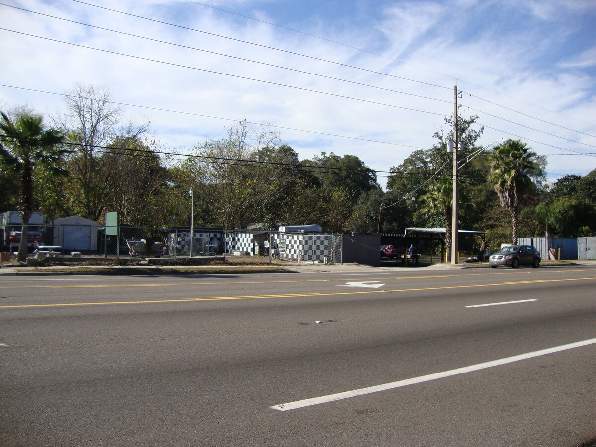 9600 Lem Turner Rd, Jacksonville, FL 32208