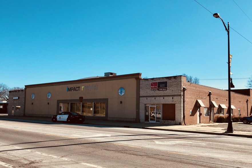 710 W Broadway St, Bradley, IL for sale - Building Photo - Image 1 of 1