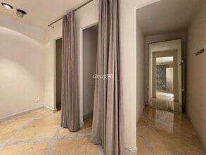 Retail in Lleida, Lérida for lease Interior Photo- Image 2 of 11