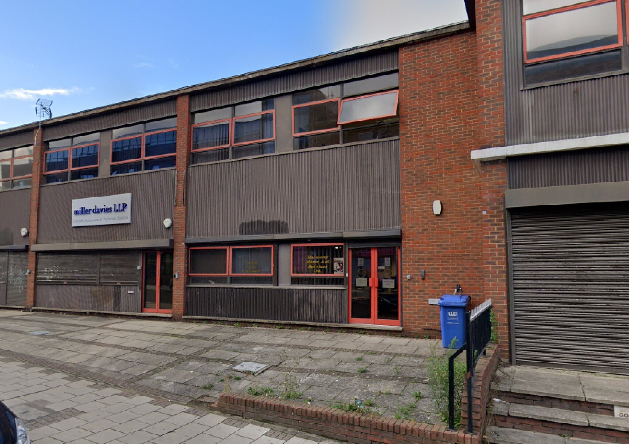 Worsley Bridge Rd, London for sale Building Photo- Image 1 of 1