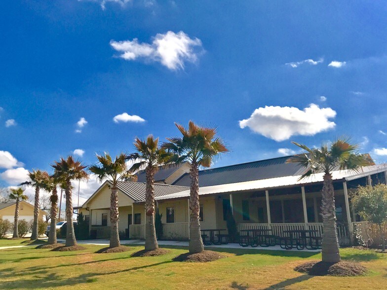 412 Depot St, Elgin, TX for sale - Primary Photo - Image 1 of 1