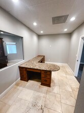 2225 Skyway Dr, Santa Maria, CA for lease Interior Photo- Image 2 of 17