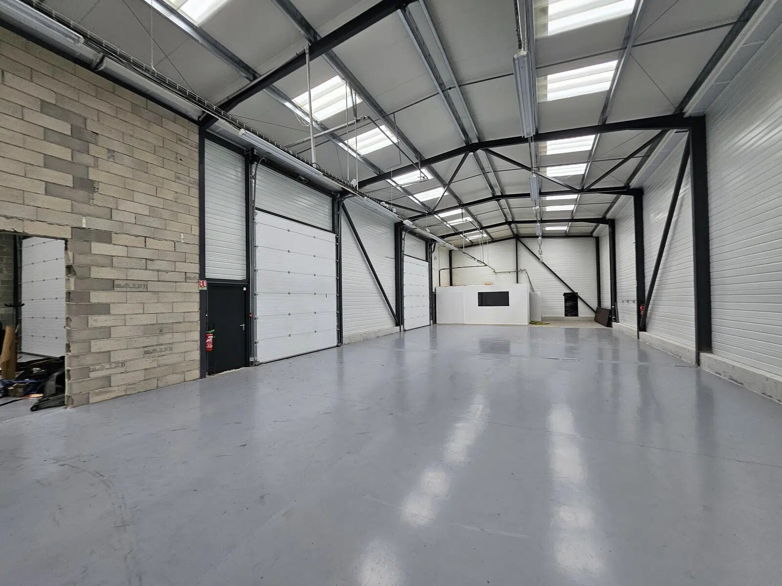 Flex in Montereau-Fault-Yonne for sale Building Photo- Image 1 of 6