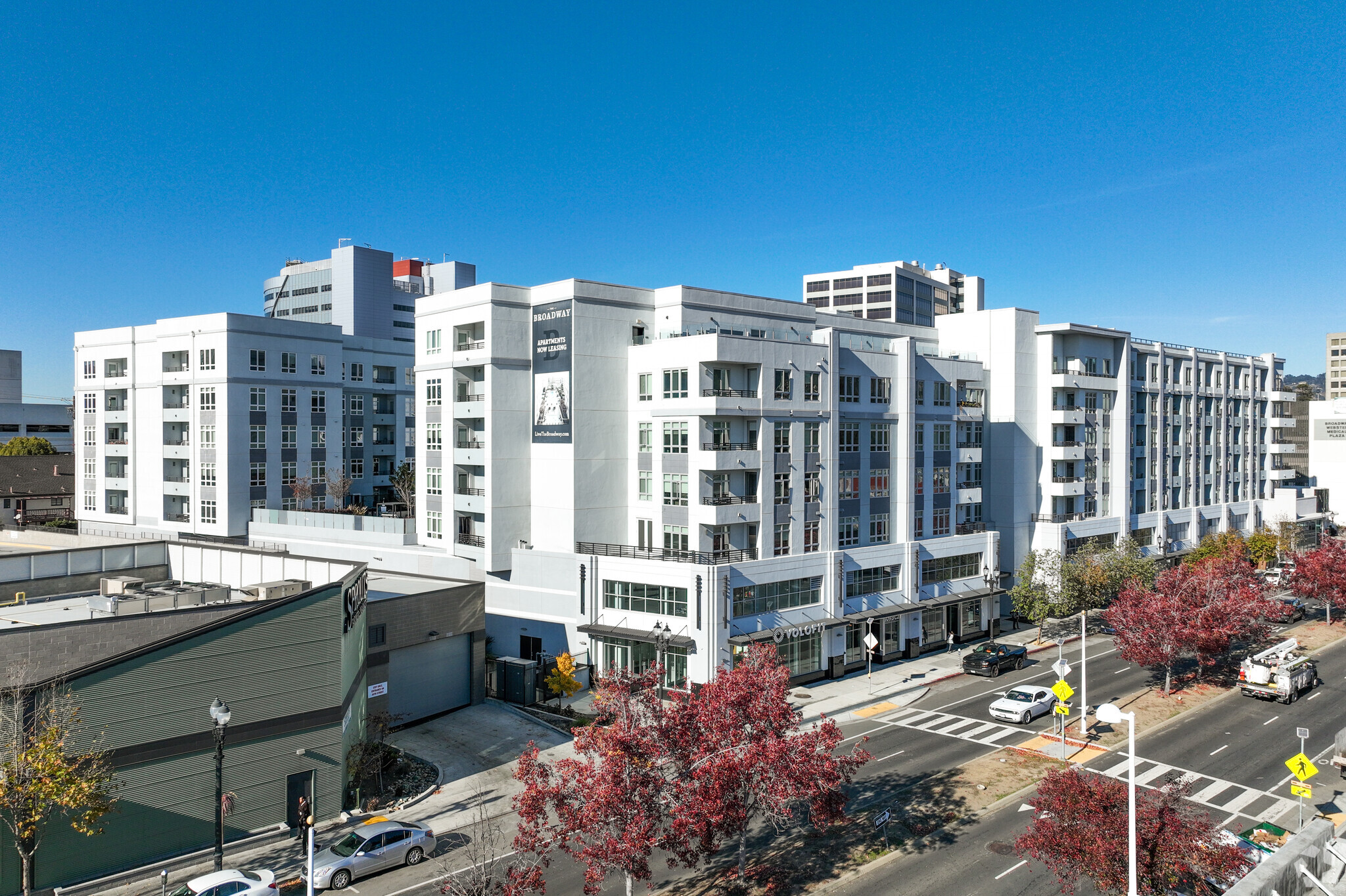 3093 Broadway, Oakland, CA for lease Building Photo- Image 1 of 82