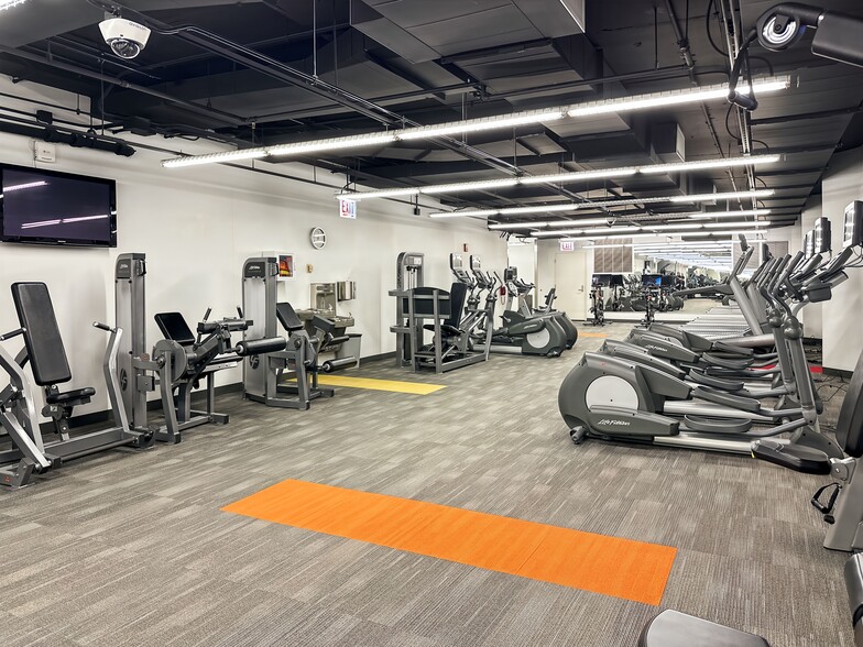 200 S Wacker Dr, Chicago, IL for lease - Interior Photo - Image 3 of 22