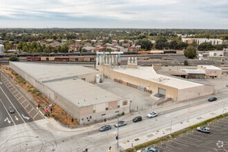 860-870 Riske Ln, West Sacramento, CA - AERIAL map view