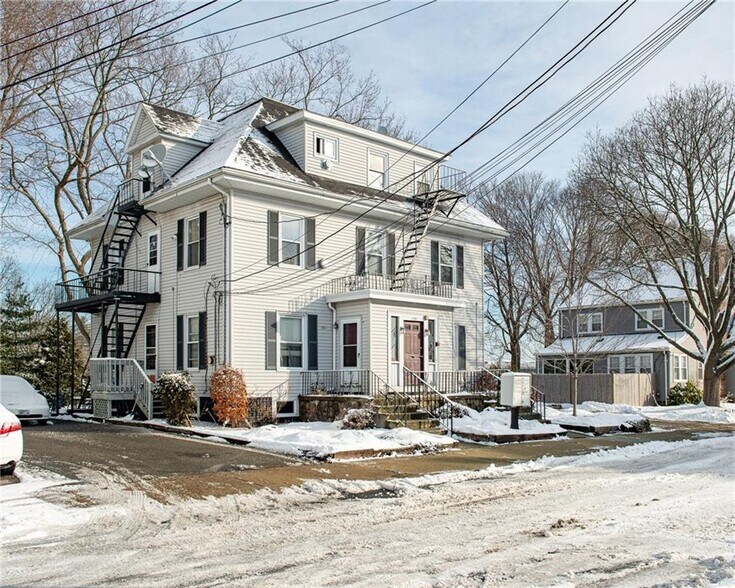 157-159 Smith St, Cranston, RI for sale - Building Photo - Image 1 of 1
