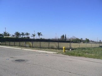 More details for Gifford Ave, San Bernardino, CA - Land for Lease
